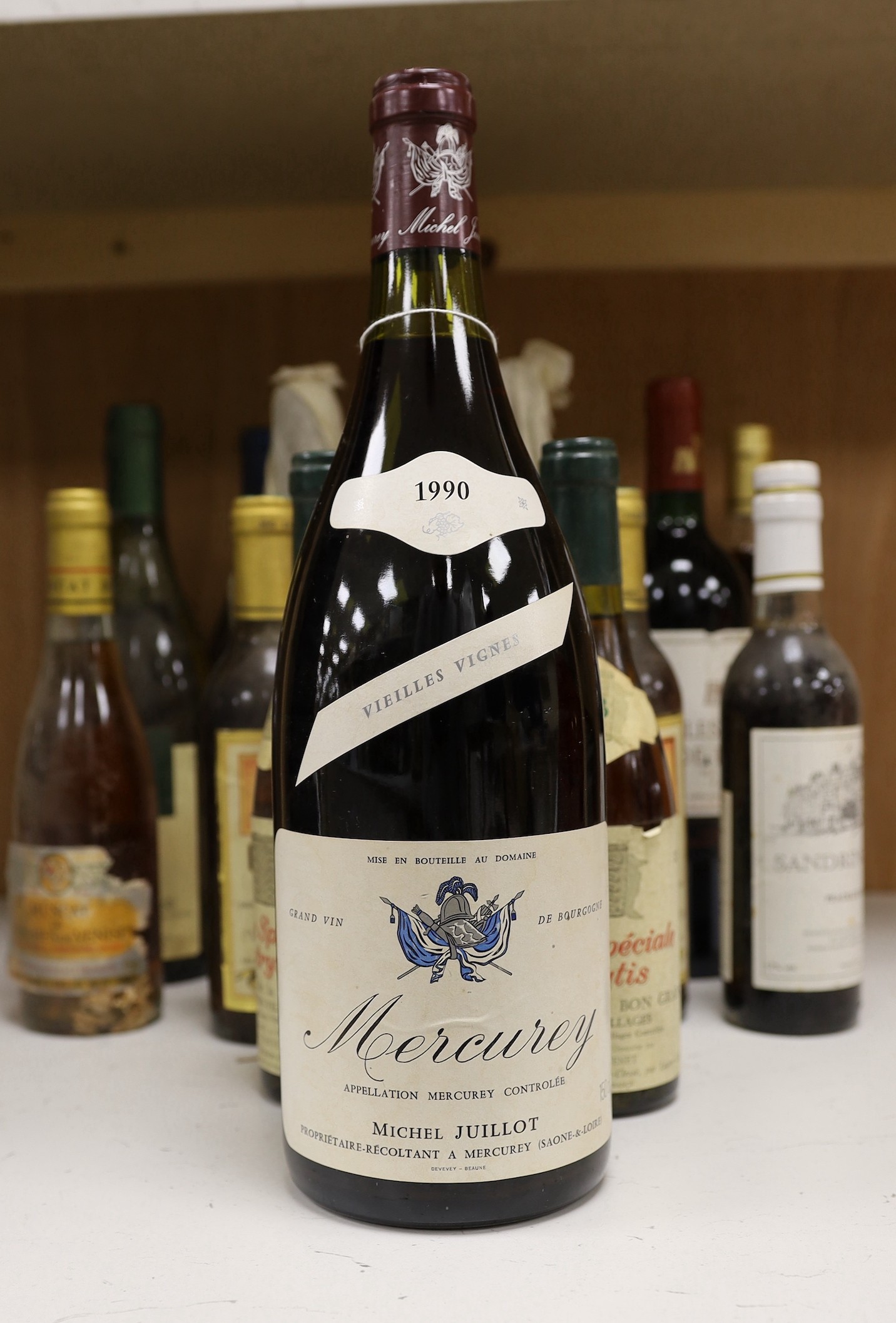 Sixteen bottles of mixed wines, including two bottles of Les Forts de Latour